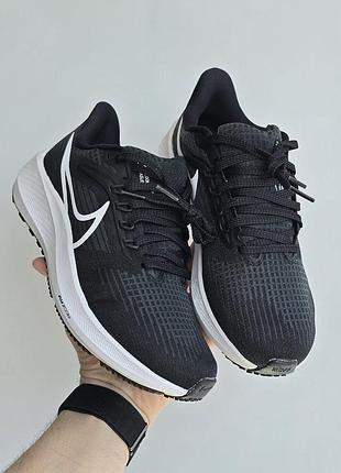 Базові жіночі кросівки nike zoom pegasus 39 • black / white