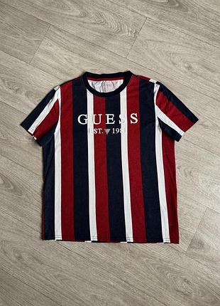 Оригінальна футболка guess