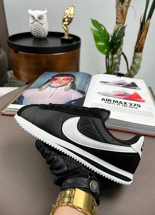Жіночі кросівки nike cortez black white 37-38-39