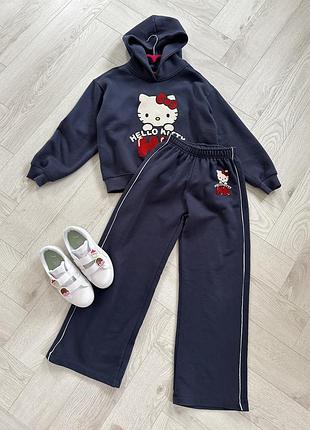 Красивий комплект фірми zara