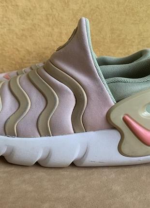 Кросівки nike 34р без шнурівки блідо рожеві з зеленим