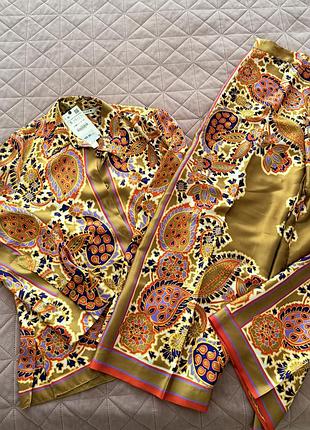 Костюм атласний zara s