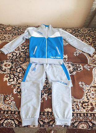 Спортивний костюм adidas