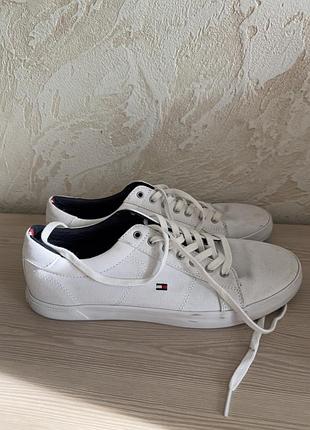 Біли кеди tommy hilfiger