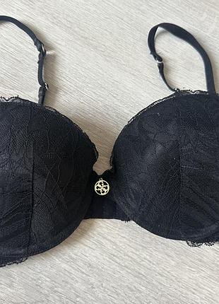 Бюстгальтер guess