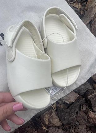Крокси , сандалі , сабо zara 29р.