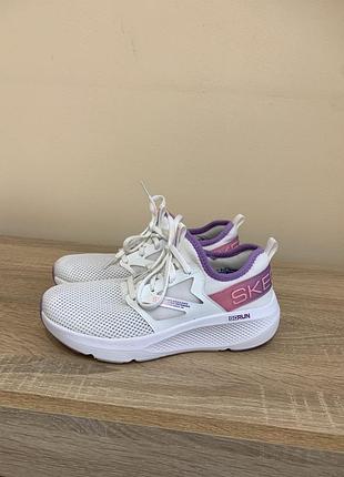 Кросівки жіночі skechers go run elevate