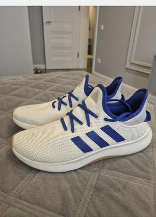 Оригінальні жіночі кросівки adidas