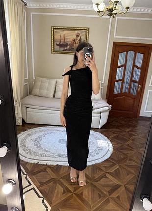 Довга облягаюча сукня zara