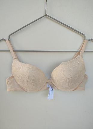 Бежевий мереживний бюстгальтер primark