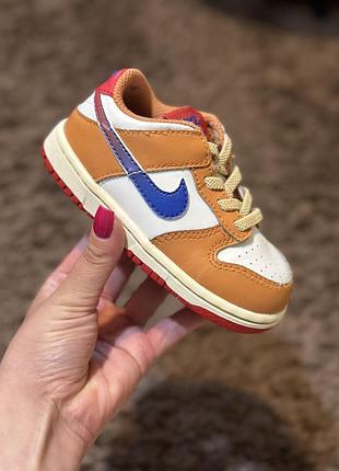 Оригінальні дитячі кросівки nike dunk 23.5 розмір (14.5 см устілка) б/в