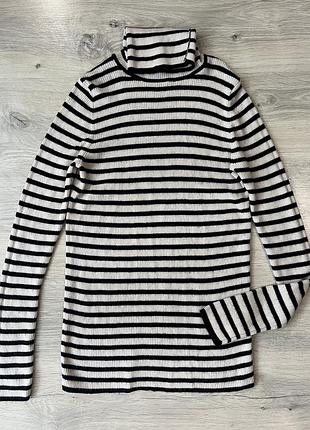Светр,гольф uniqlo 5