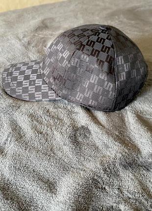 Оригинальна кепка sisley