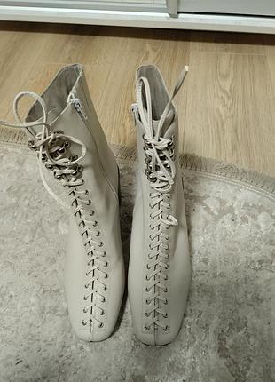 Чоботи jeffrey campbell 40