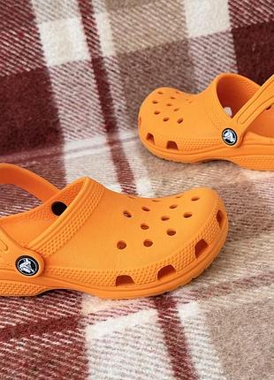 Дитячі крокси унісекс сабо crocs classic (оригінал)