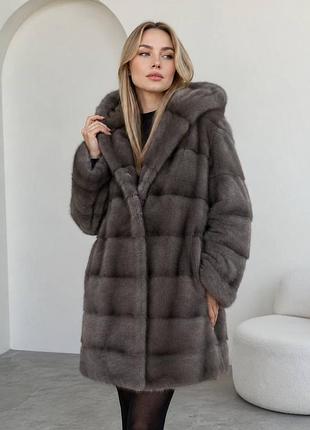 Норкова шуба saga mink