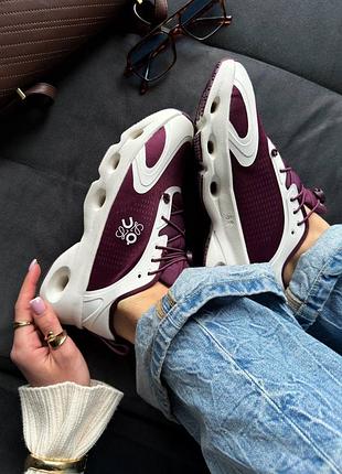 Жіночі кросівки on cloudsolo x loewe white/bordo