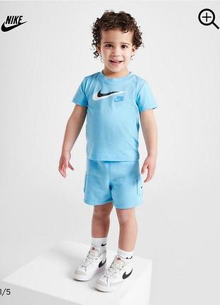 Костюм на мальчика футболка и шорты nike