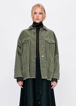 Темно-зелена вельветова сорочка , куртка zara