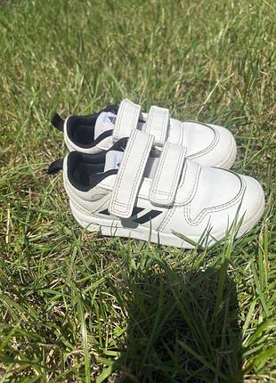 Кроссовки от адидас (adidas) 24