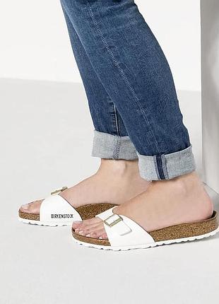 Білі сандалі birkenstock madrid шльопанці birko-flor.