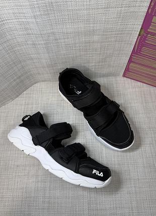 Літні кросівки на липучках сандалі fila ray sandal