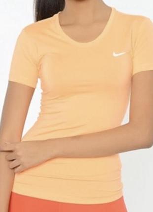 Спортивна футболка nike