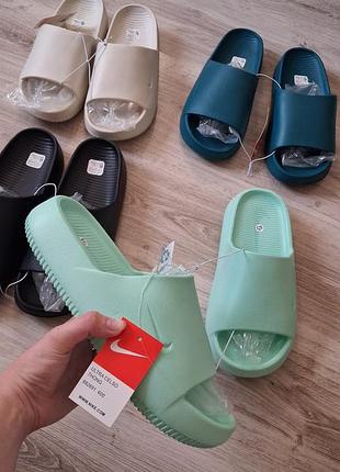 Кросівки nike benassi