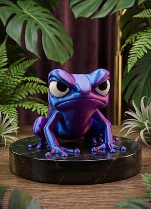 Сердита лягушка-дереволаз 10х12 см / хамелеон фигурка grumpy frog / забавный декор и подарок