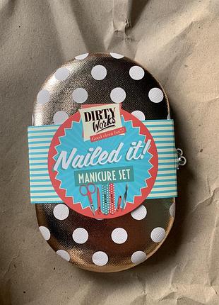 Стильний манікюрний набір dirty works "nailed it!" (новий)
