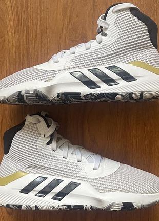Чоловічі баскетбольні кросівки для баскетболу adidas pro bounce