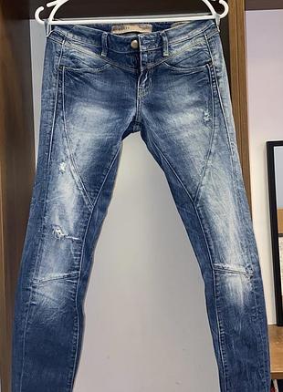 Жіночі джинси guess skinny