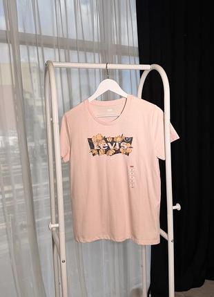 Жіноча футболка рожевого кольору з квітковим принтом levi’s