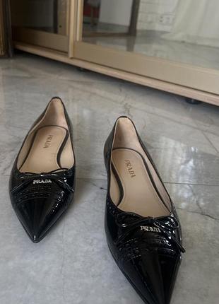 Балетки prada чорні шкіряні 37 розмір