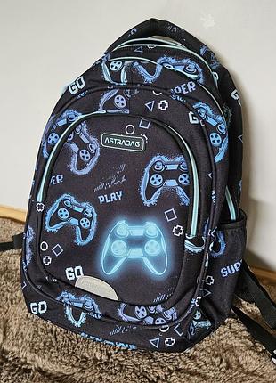 Школьный рюкзак astrabag go playing ab300