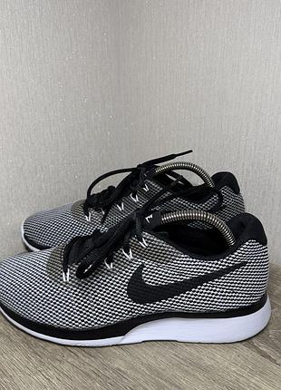 Кросівки nike tanjun