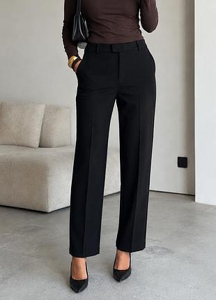 Классические черные брюки bershka.