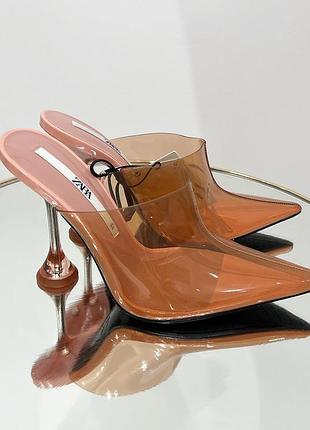 Мега круті босоніжки zara