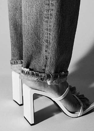 Мега стильні босоніжки zara