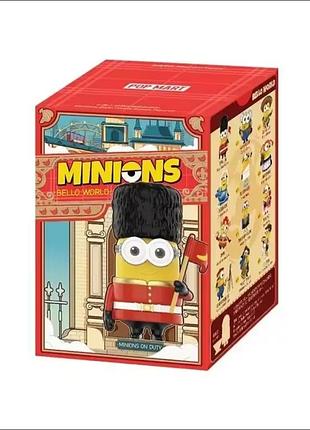 Pop mart minions bello world