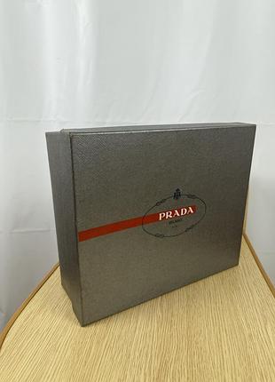 Коробка из под обуви prada