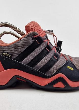 Женские кроссовки adidas terrex с мембраной gore-tex