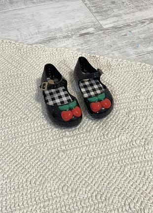 Туфельки mini melissa