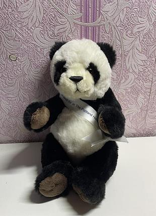 Реалістична панда 🐼