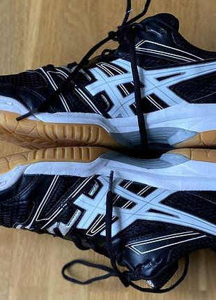 Кросівки asics. 3