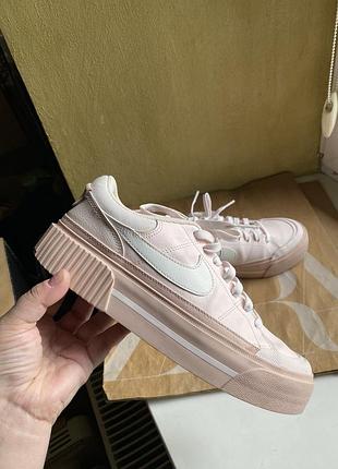 Кроссовки nike 38,5 размер