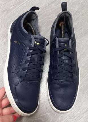 Кожаные мужские кроссовки adidas ar-d1