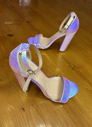 Sweet shoes  босоніжки жіночі