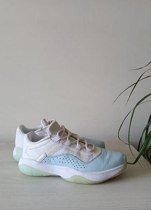 Кроссовки кожаные б/в оригинал nike jordan гг.37.5