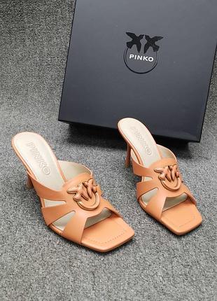 Босоніжки pinko босоножки